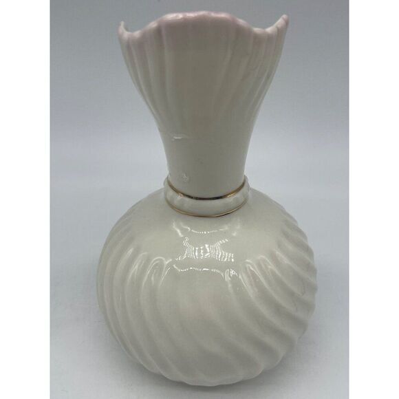 Belleek Ireland Swirl Globe Porcelain Vase - Picture 2 of 5